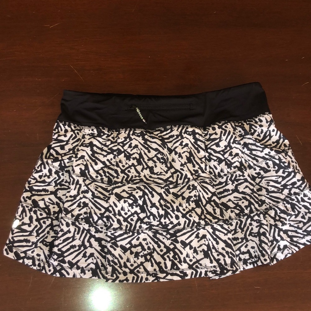 Lululemon tennis skirt with liner